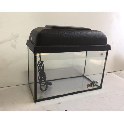 Аквариум (Голдфиш) 10л (32*15*21) прямоугольный + крышка + энергосберегающая лампа